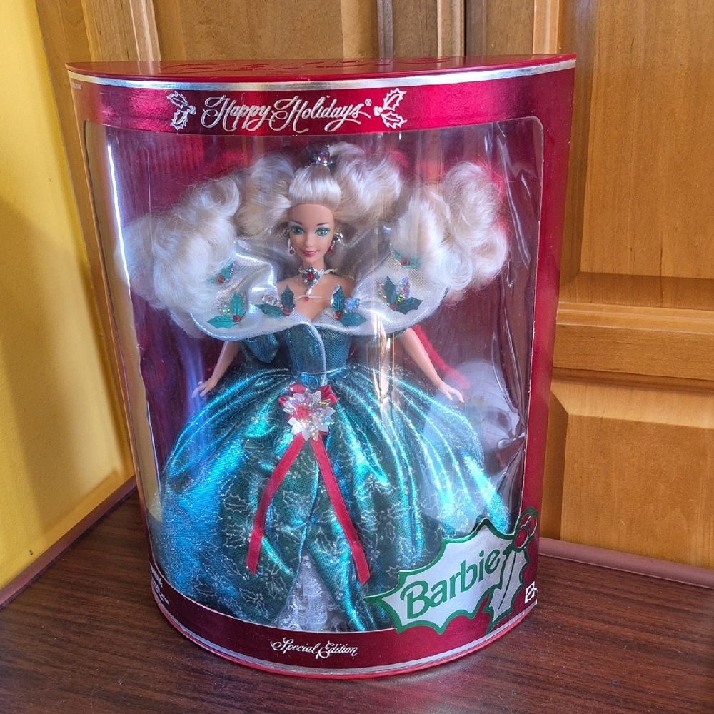 Mattel Barbie Happy Holidays Special Edition Doll - Blue and White 1995
